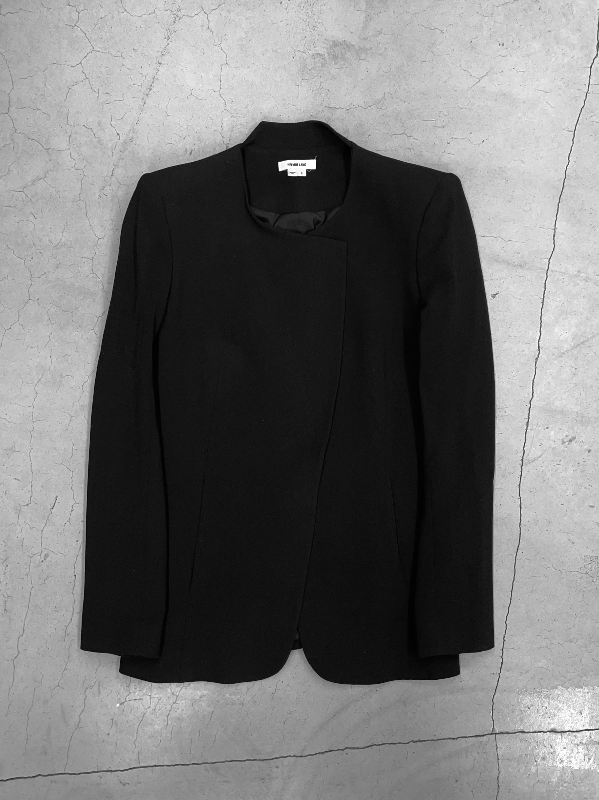 Early 00‘s Helmut Lang Asymmetric Blazer (2)